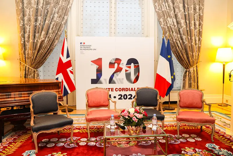 Странное заявление: главы МИД Британии и Франции объявили о создании «обновлённой Антанты»