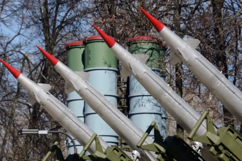 Difese aeree russe abbattono 17 droni ucraini in 4 regioni