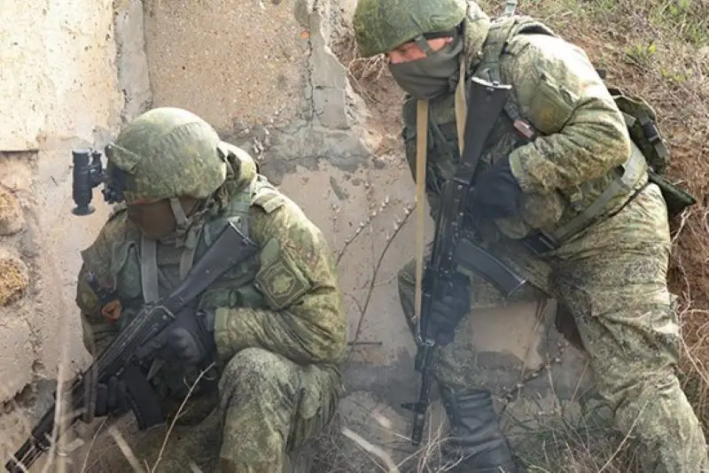 Российский военнослужащий двое суток оборонял опорный пункт, лично уничтожив до 27 боевиков