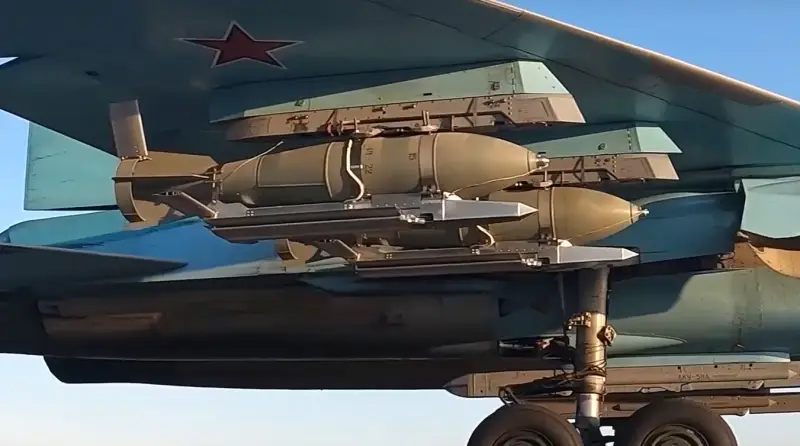Минобороны РФ опубликовало кадры авиаударов с применением ОДАБ-500 по позициям ВСУ