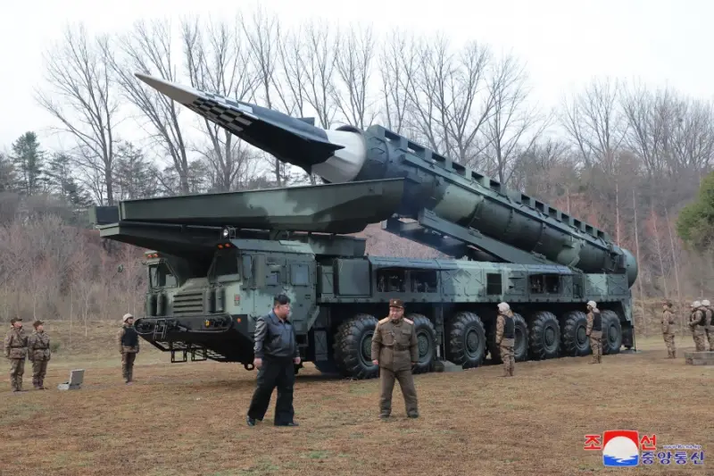 КНДР испытала гиперзвуковой ракетный комплекс «Хвасонпхо-16на»