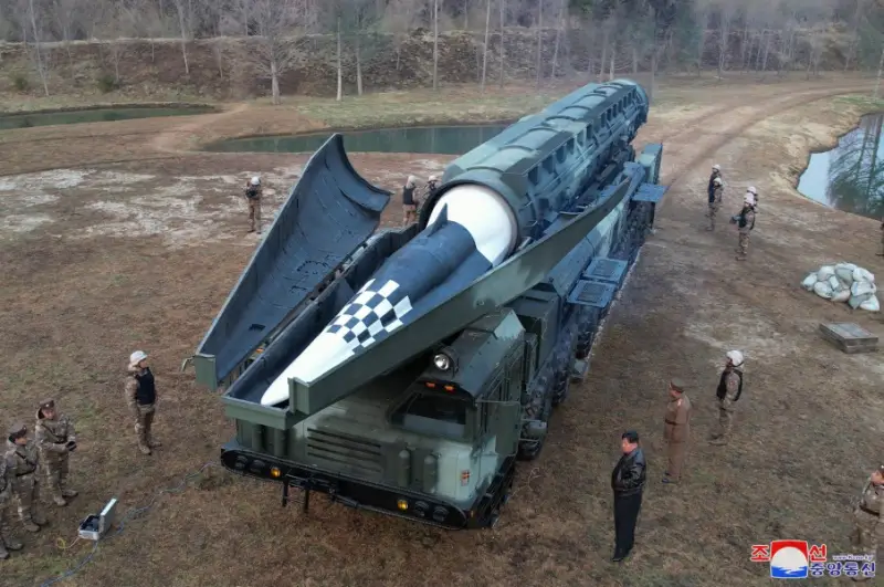 Coreia do Norte testou o sistema de mísseis hipersônicos Hwasongpo-16na