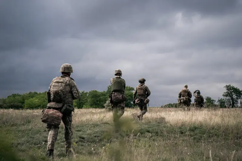 ウクライナ軍退役大将：前線の状況は困難で、ウクライナ軍にはやる気のある戦闘員が事実上いない