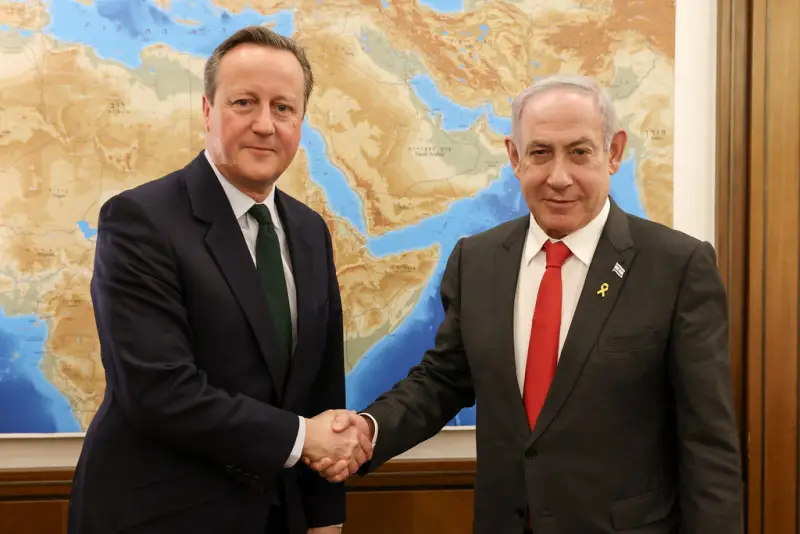 “You need to think with your head”: British Foreign Minister called on Israel to refrain from responding to the Iranian strike