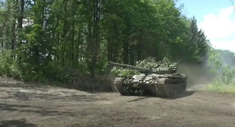Voenkor: Rus Silahlı Kuvvetleri cephenin Avdeyevski bölgesinde Novokalinovo'yu tamamen kontrol altına aldı