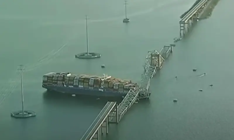 Инженерный корпус армии США назвал сроки открытия судоходного канала в Балтиморе, перекрытого рухнувшим мостом