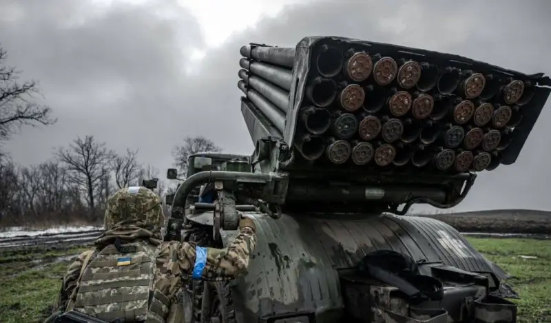 “如果能坚持到2025年，乌克兰就走运了”：一名退役美军将军不相信乌克兰武装部队今年的反攻会成功