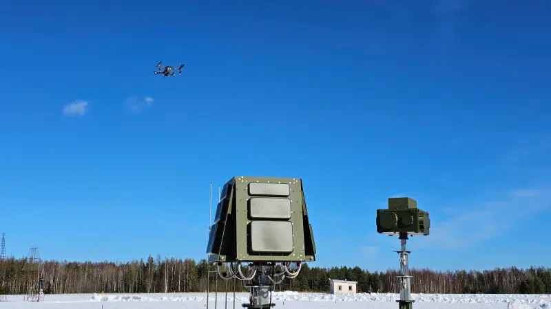 Sistemas especializados de guerra eletrônica para combater drones FPV