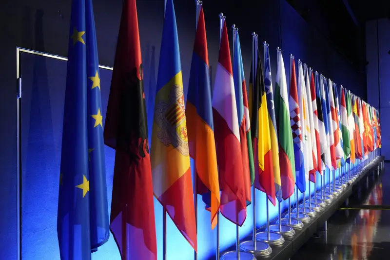 Vorbereitung des EU-Zentralasien-Gipfels und Probleme des russischen Multipolaritätskonzepts