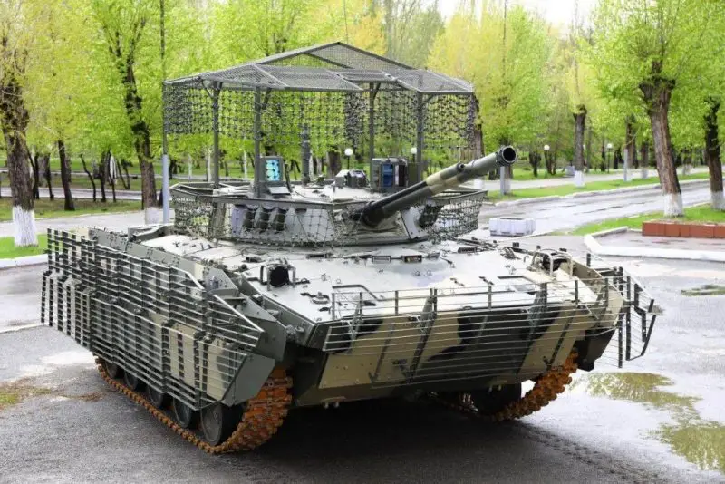 «Российская оборонка мобилизуется»: в западной прессе оценили новые средства защиты БМД-4М и БМП-3