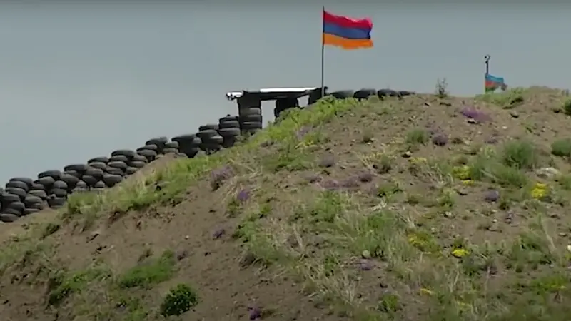 Экс-глава ГШ ВС Армении назвал делимитацию границы с Азербайджаном односторонними уступками