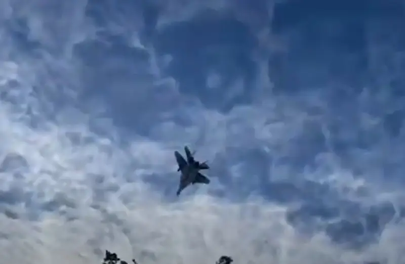 Уничтоженный на днепропетровском аэродроме МиГ-29 ВС ВСУ ранее наносил удары корректируемыми авиабомбами Hammer