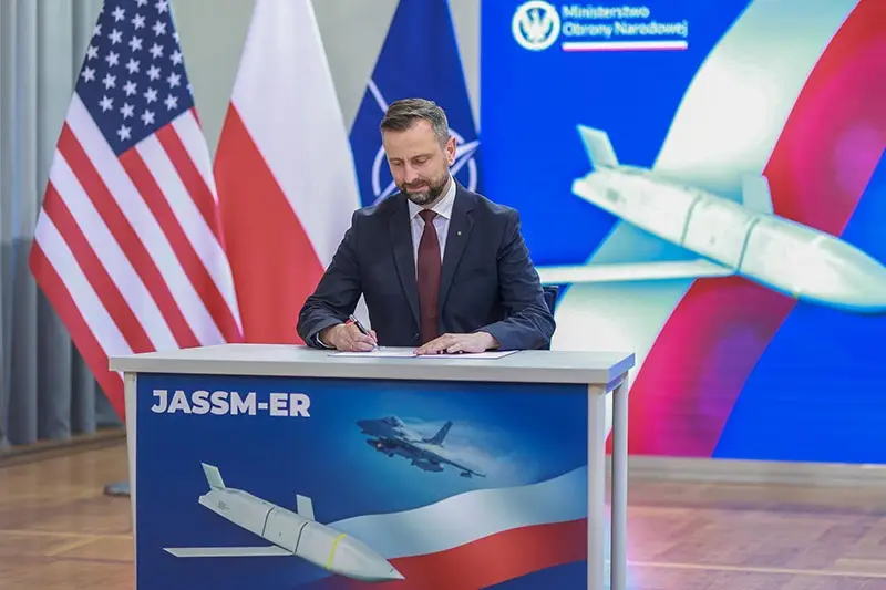 Польша подписала контракт на поставку 800 крылатых ракет