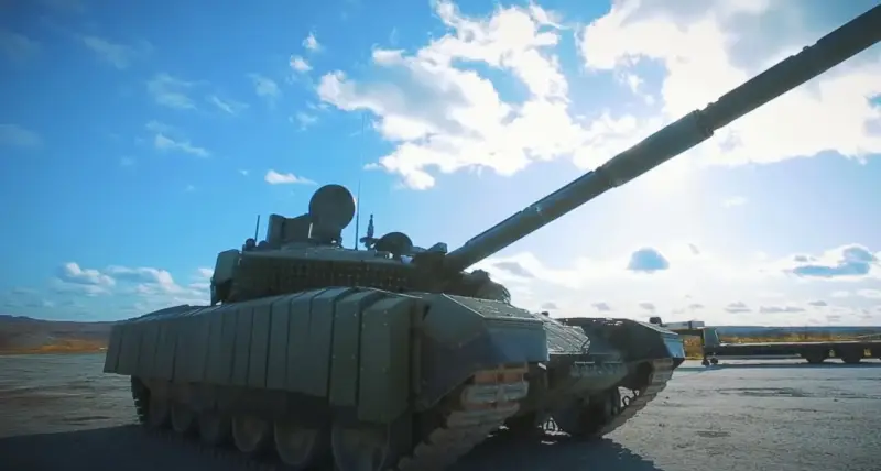 Army Recognition: замечен российский танк Т-90М с новым типом противодроновой защиты
