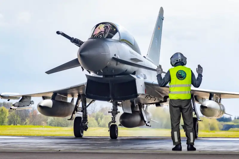 Представитель британского ОПК: Eurofighter Typhoon останутся на вооружении Королевских ВВС и после 2040 года