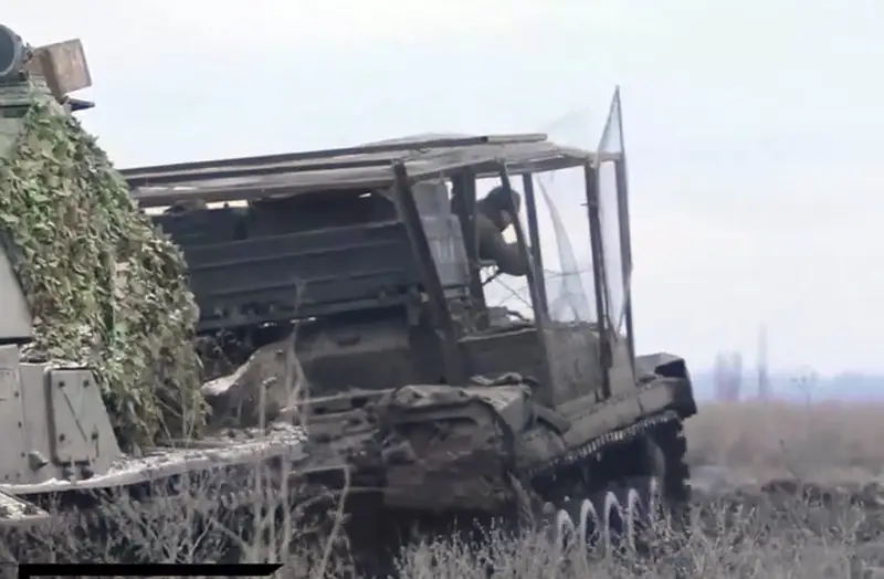 Замкомандира ремонтного подразделения ВС РФ под огнём ВСУ организовал эвакуацию подбитого танка