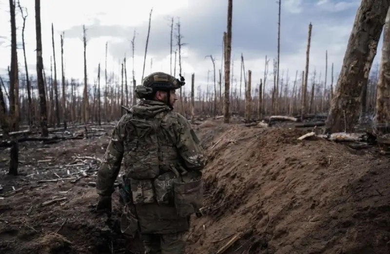 Британский эксперт: Ошибки ВСУ под Харьковом могут повториться по всей линии фронта