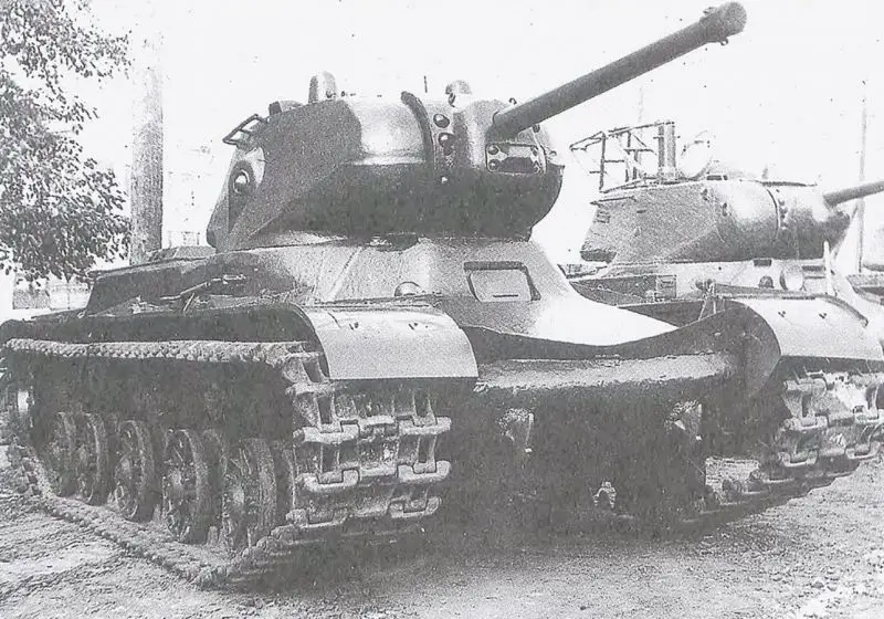 Тяжелый танк ИС-1. Малосерийный, но важный