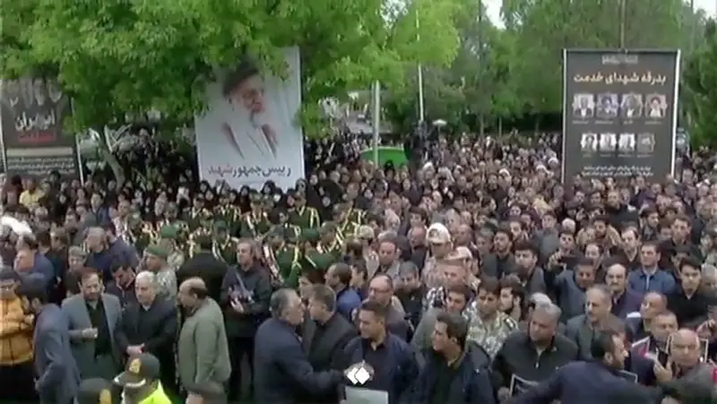 В иранском городе Тебриз началась церемония прощания с погибшим в авиакатастрофе президентом Раиси