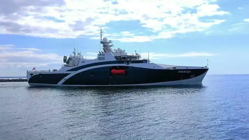 ПСЗ «Янтарь» вывел на заводские ходовые испытания судно обеспечения аварийно-спасательных работ «Воевода»