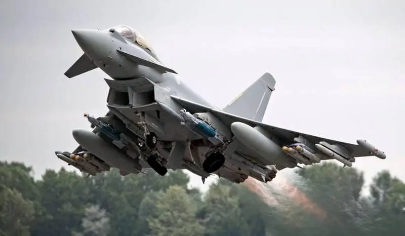 Зеленский запросил у Европы современные истребители Eurofighter Typhoon