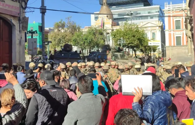 Арестованный за организацию попытки госпереворота боливийский генерал утверждает, что действовал якобы по приказу президента страны