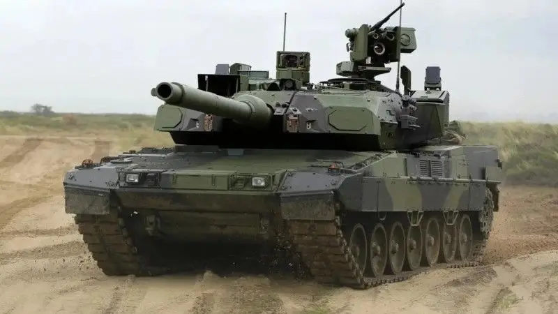 «Формируем мощный танковый кулак»: Чехия закупает крупную партию ОБТ Leopard 2A8