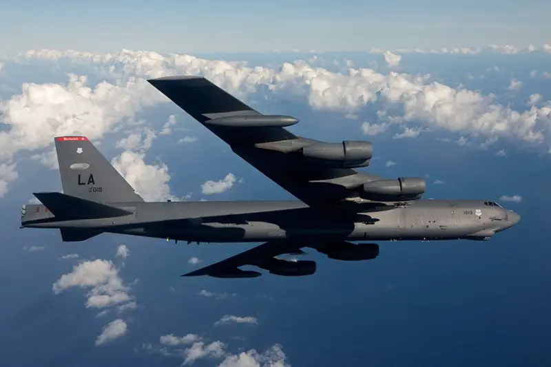 Американский бомбардировщик B-52 отработал имитацию ядерного удара по Калининградской области