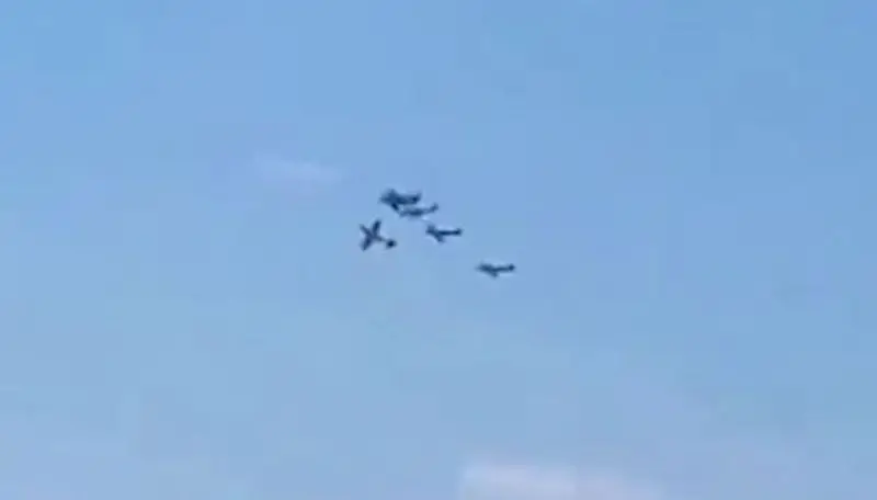 В Португалии отменили празднование дня ВВС страны из-за столкновения двух самолётов Як-52 пилотажной группы YakStars