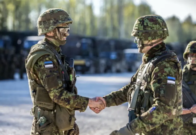 Le Figaro: Эстония укрепляет границы и готовится к возможному конфликту с Россией