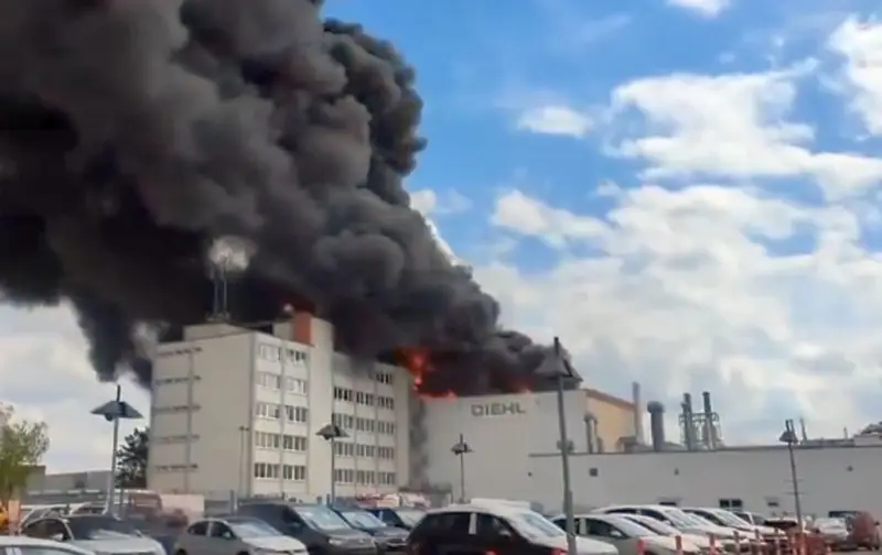 Опять Россия: немецкая газета сообщила, что причиной пожара на фабрике Diehl в Берлине якобы могла быть российская диверсия