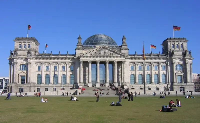 Депутаты немецкого Бундестага от нескольких партий бойкотировали выступление Зеленского