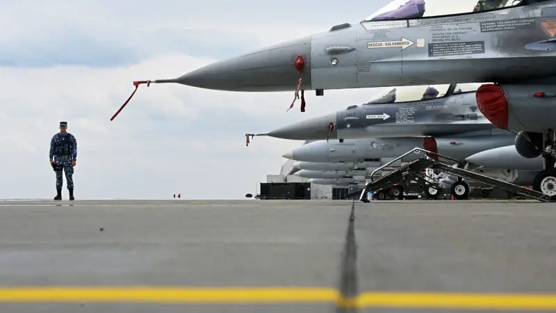 NYT: При большой удаче Киев в этом году сможет использовать десять истребителей F-16