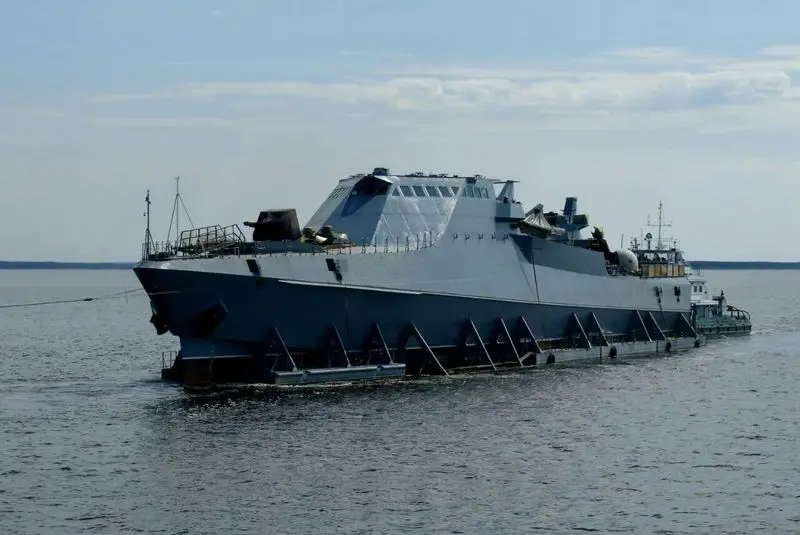 Спущенный на воду в Зеленодольске патрульный корабль «Виктор Великий» проекта 22160 отправлен на Балтику для достройки