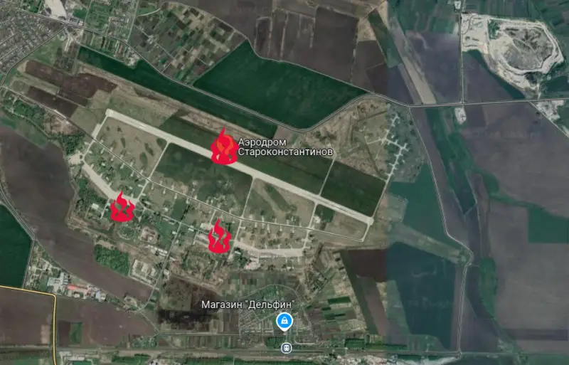 Российские «Герани» вновь «навестили» военный аэродром в Староконстантинове, где ВСУ пытаются выстраивать «кольцо ПВО»