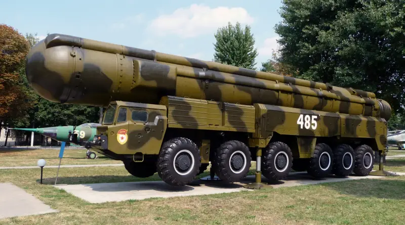 Для НАТО: Россия возвращает себе ракеты средней дальности