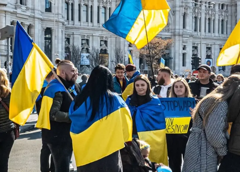 Премьер Баварии: ФРГ готова выдавать Киеву военнообязанных украинцев