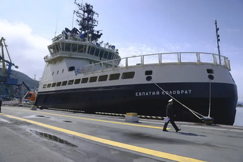 Переданный военным ледокол «Евпатий Коловрат» официально вошёл в состав Тихоокеанского флота