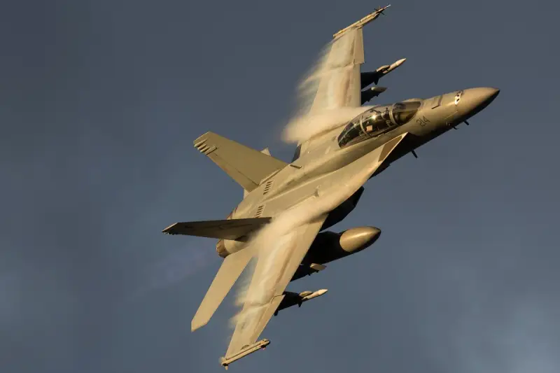 Истребители F/A-18 ВВС Австралии оснастят американскими гиперзвуковыми крылатыми ракетами HACM