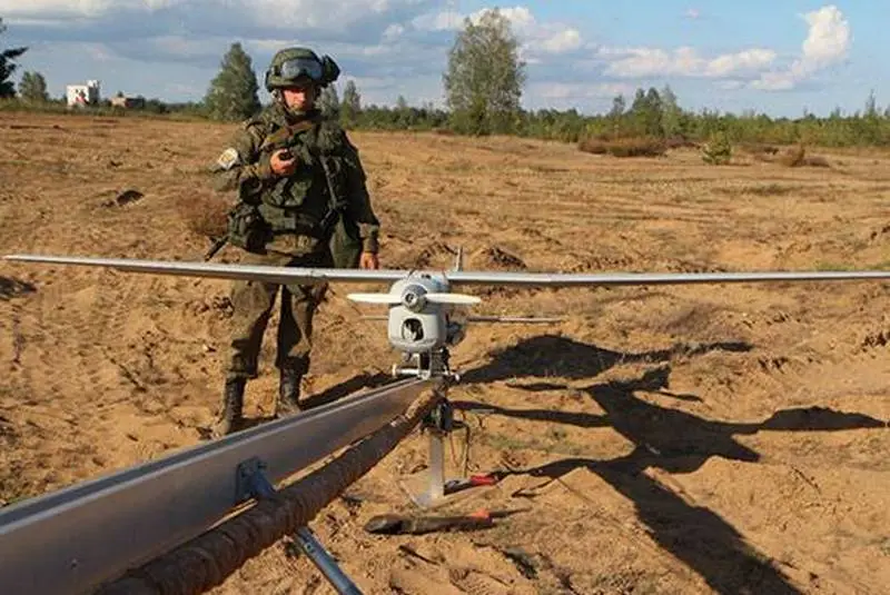 Украинский эксперт назвал причины появления в небе над Днепропетровском российского разведывательного дрона
