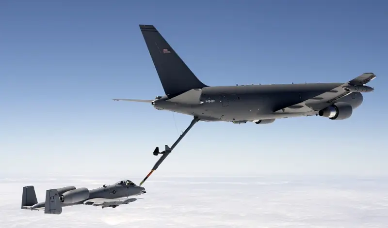 У американского самолёта-заправщика Boeing KC-46 обнаружен новый серьёзный недостаток