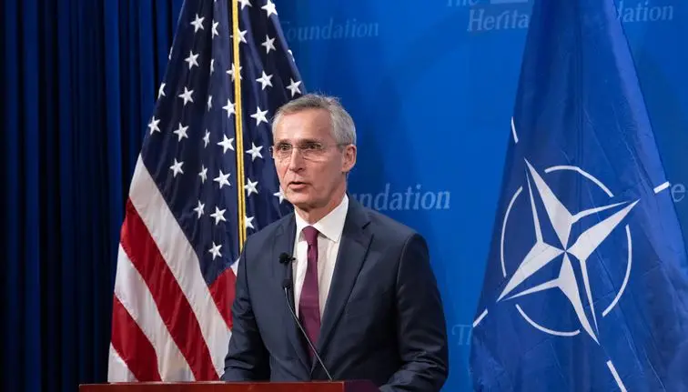 Генсек НАТО заявил, что США продолжат помогать альянсу и Украине при любом президенте