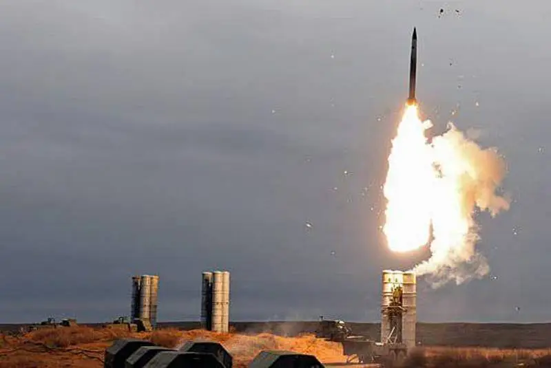 Российская ПВО отразила атаку на Севастополь, сбив над городом ракеты ATACMS с кассетной боевой частью