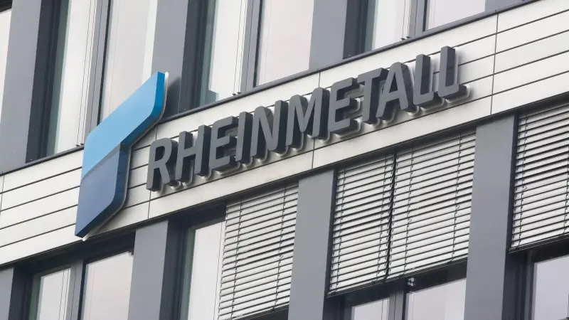 Акции немецкого оборонного гиганта Rheinmetall падают на фоне сообщений о сокращении военной помощи Украине