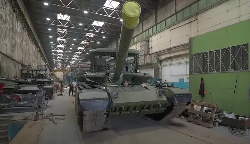 Rostec State Corporation: Modernized T-80BVM tanks are virtually invulnerable to drones with cumulative warheads