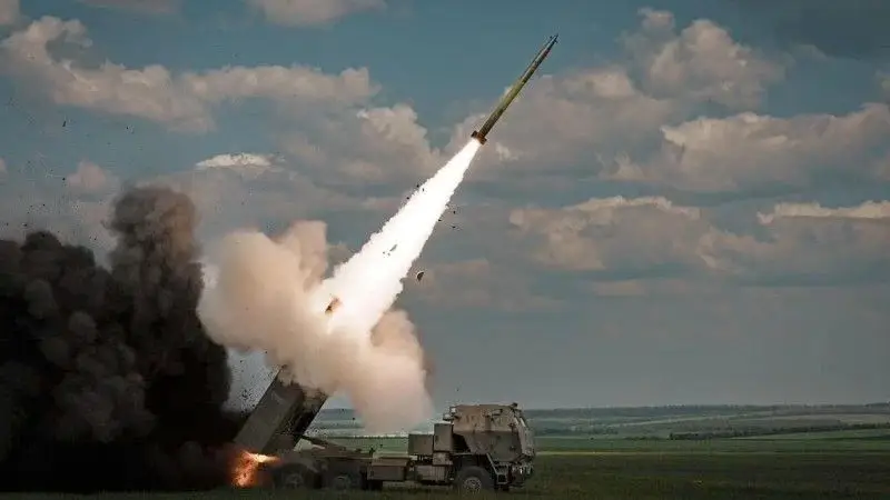 «HIMARS отстояли Украину»: экс-министр обороны Польши раздосадован отказом правительства от закупки сотен РСЗО