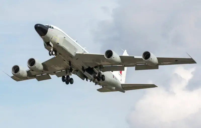 UK Defence Journal: Британские самолёты разведки RC-135W Rivet Joint собирают развединформацию и для Украины