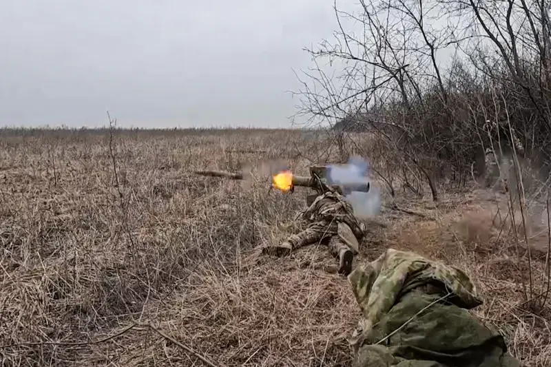 Посольство Казахстана рекомендует своим гражданам покинуть Украину «в связи с эскалацией напряженности»