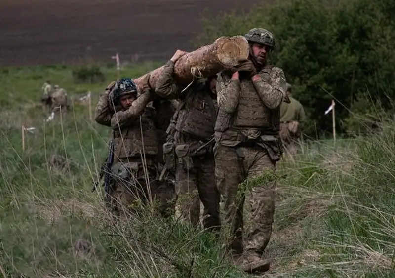 «Сформировалась очень ненадежная тактическая обстановка» - украинский ресурс о ситуации для ВСУ в Курской области