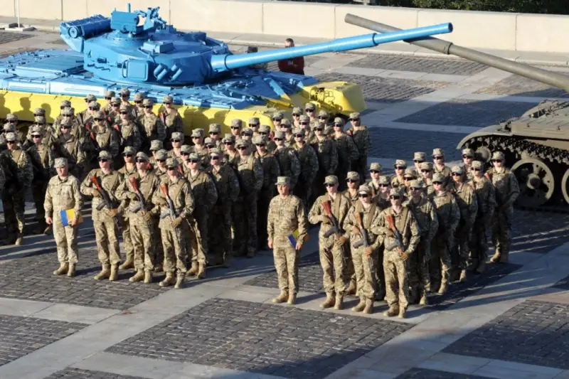 Украинские военные пытаются объяснить, куда делась «миллионная армия» ВСУ